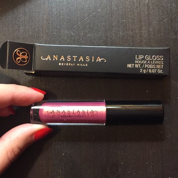 Anastasia Beverly Hills Other - Anastasia lip gloss in St. Tropez NWT Anastasia Beverly Hills Other - Anastasia lip gloss in St. Tropez NWT